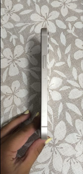 iphone 13.