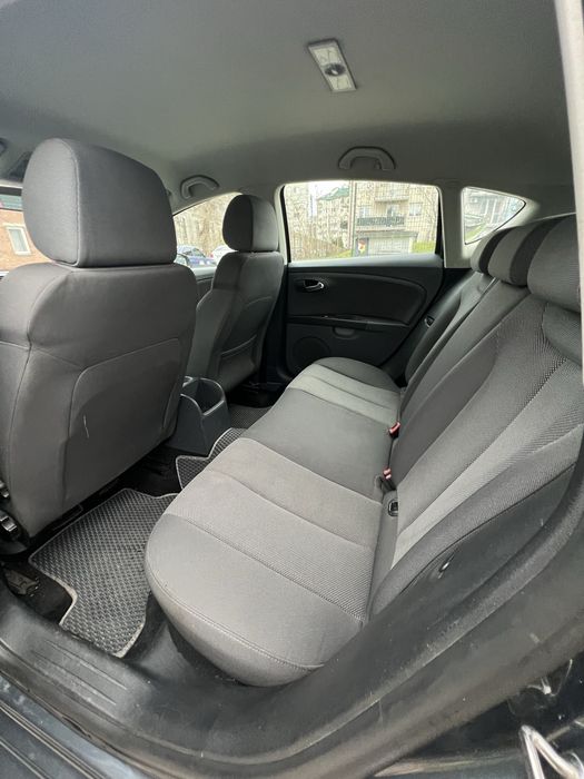 SEAT Leon 1.6 бензин 133 тис км