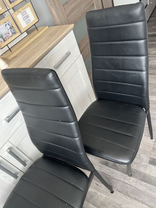 Krzesła czarne domowe