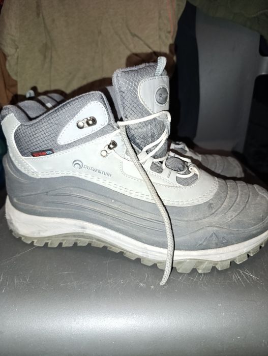 Мужские кроссовки ботинки  44размер обувь