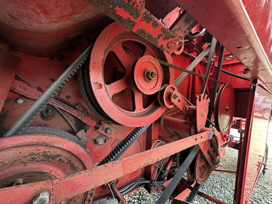 Зернозбиральний комбайн Massey Ferguson 440. 2 шт.