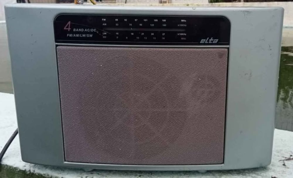 Rádio Aiwa rádio elta