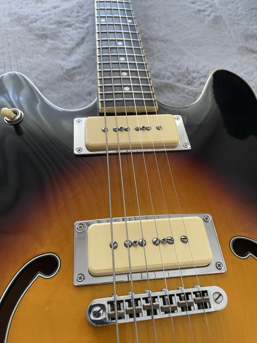 Hagstrom Viking P-90