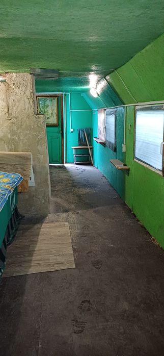 Дом,металевий,утеплений.