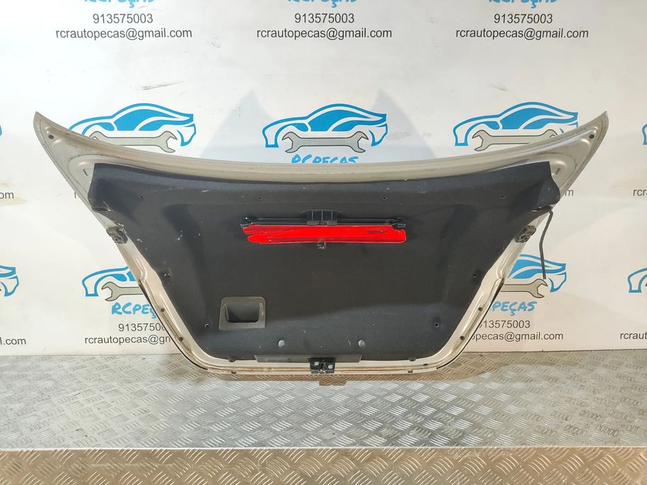 PORTA TAMPA MALA MERCEDES BENZ CLASS CLK W209 A2097500275 FECHO