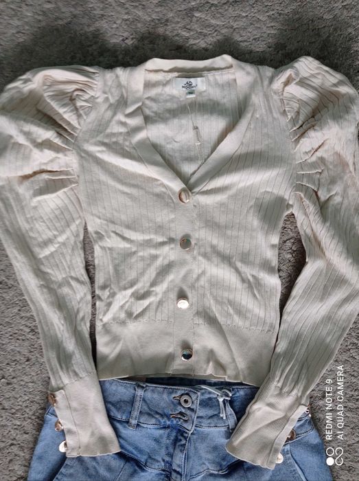 Ubrania damskie - spodnie