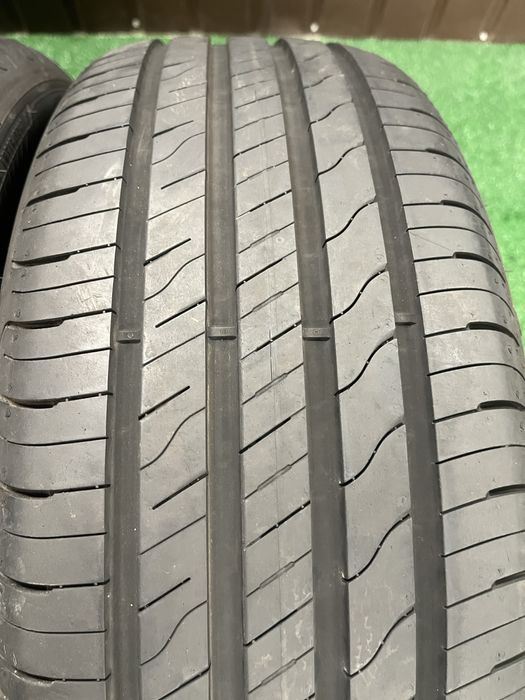 Opony Letnie 215/55R17 Goodyear