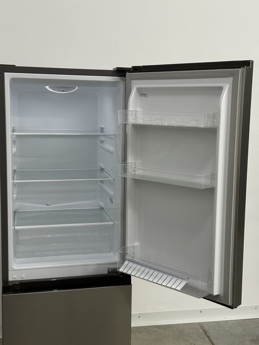 Холодильник Bomann KG 322.1 /малий холодильник /140 см