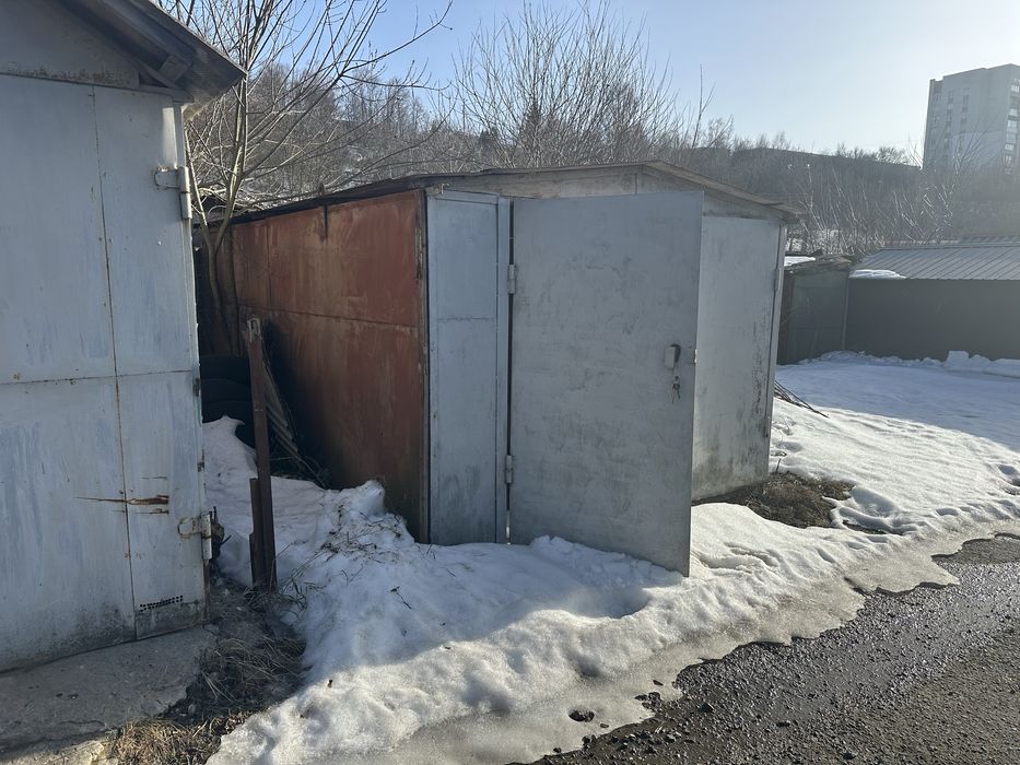 Продам гараж. Район Універсаму