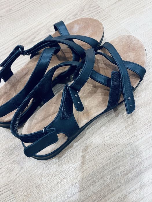 Босоніжки жіночі Clarks 41р