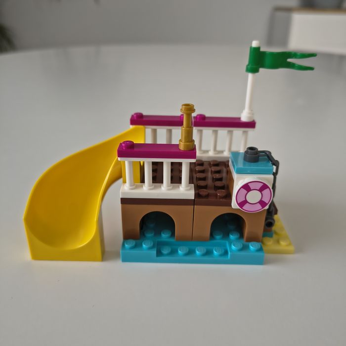 LEGO Juniors 10747 Wakacje na plaży