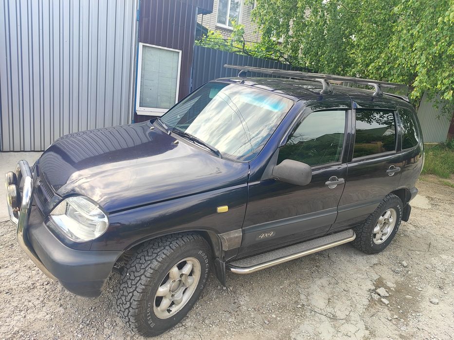 Chevrolet Niva 2004