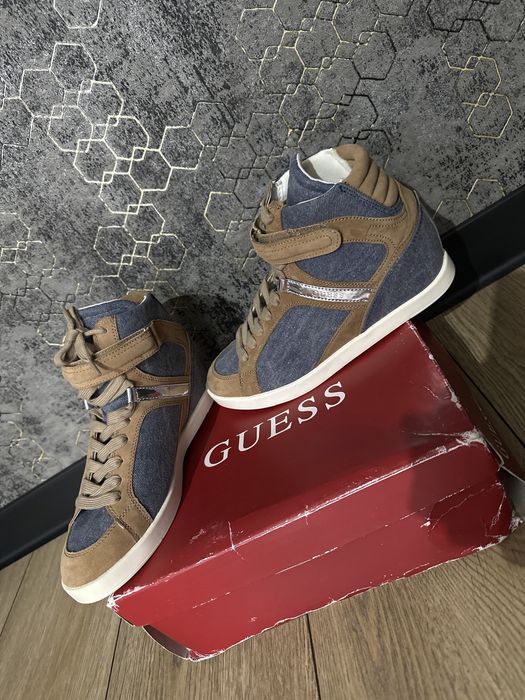Guess buty sportowe koturny r 40