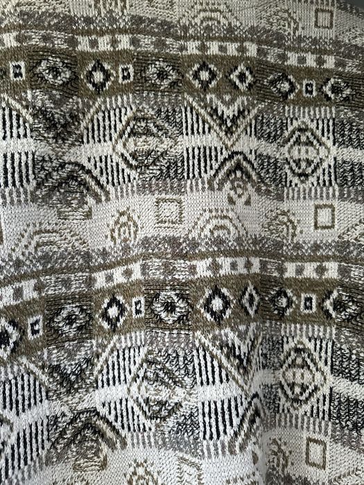 Modny dłuższy sweter rozm.L