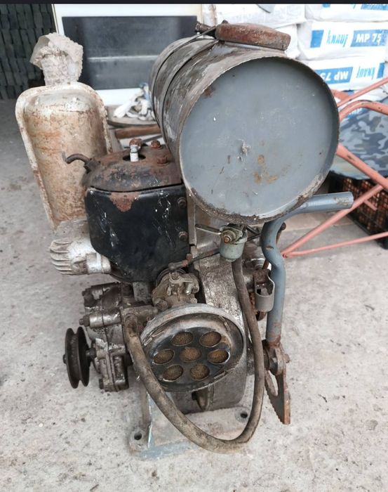Двигатель бензиновий Д-300 СССР. Двигун бензиновий Д-300 СРСР.