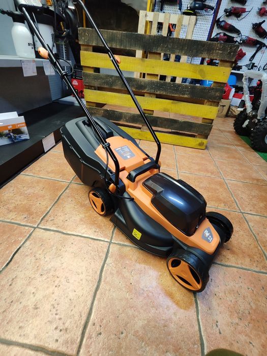 Аккумуляторная газонокосилка TexAC TAOE-LM320/Бесщет/32см/Макита АКБ/Т