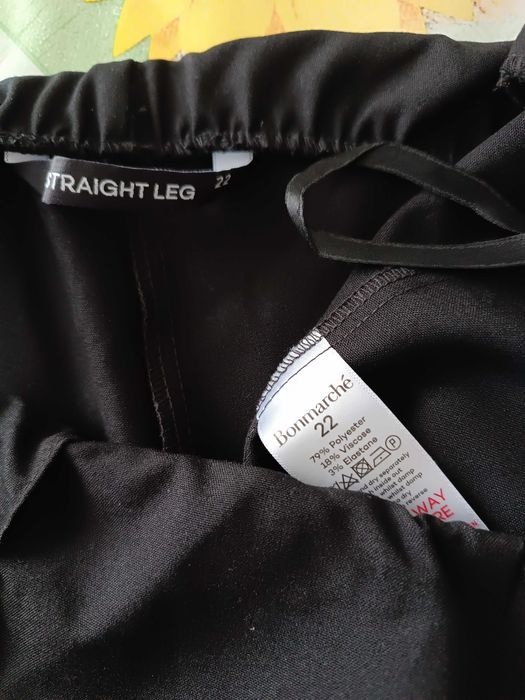р 22/ євро 50 / 56-58 чорні штани штани прямі стрейчеві Bonmarche