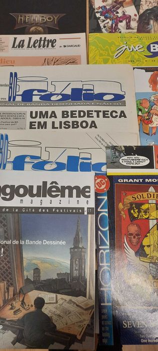 catálogos e brochuras BD