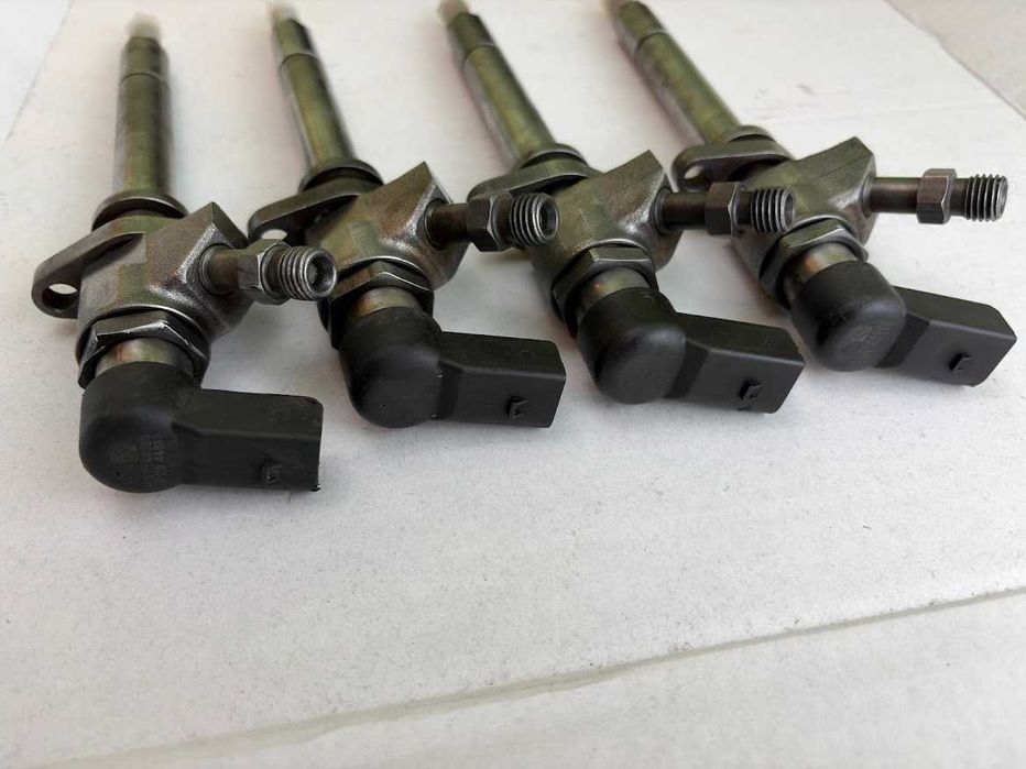 Wtryski Ford Peugeot Volvo 2.0 HDI TDCi  Wtryskiwacze 3M5Q9F593EB 9657144580 5WS40156-4Z