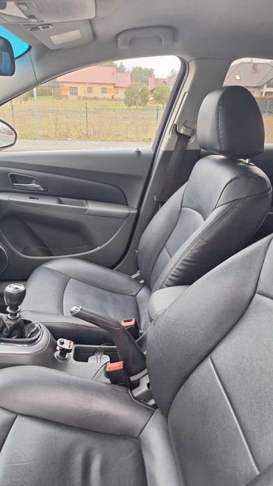 Sprzedam  szewroleta cruze 2010r