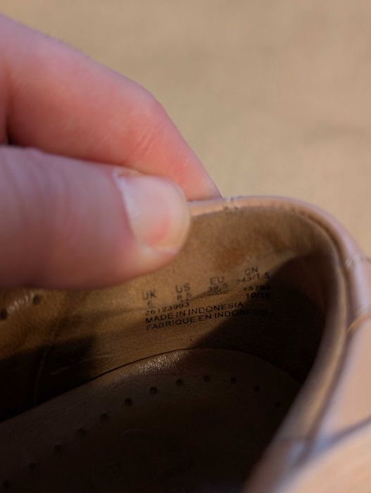 Półbuty skórzane damskie Clarks