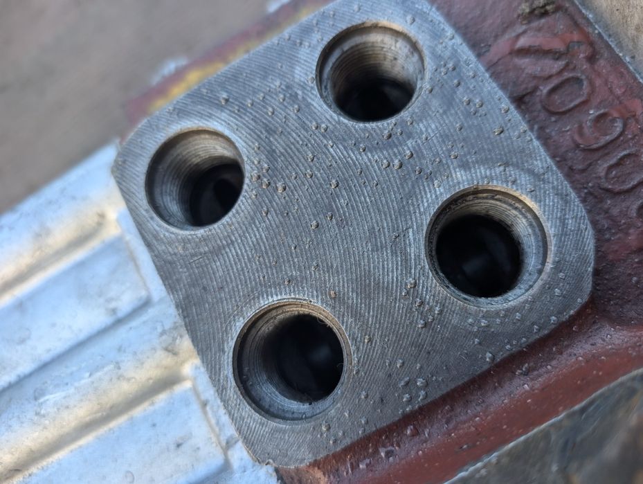 МТЗ розподільник р80 ЮМЗ Цс 100 Навіска д240/д243/д245 р80 нш32