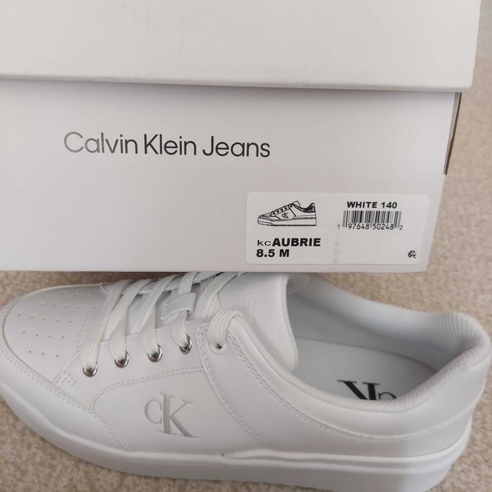 39 Calvin Klein оригинал Кроссовки белые базовые женские