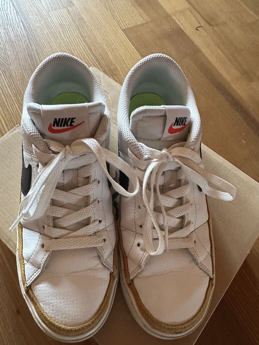 Кросівки, Кеди Nike