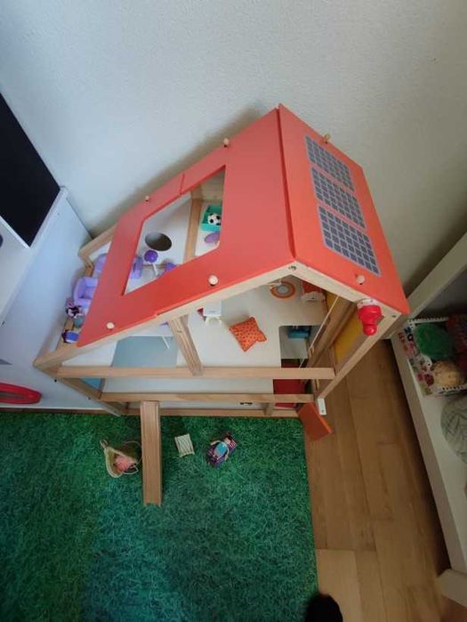 Casinha de bonecas para criança COMO NOVA