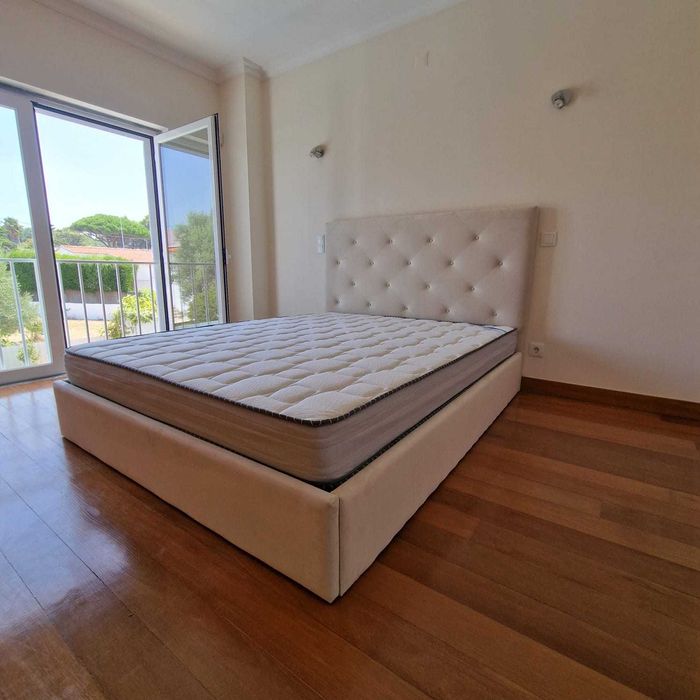 Camas de Casal Estofadas de Luxo 199€ Disp. em Várias Cores! 190x140m!