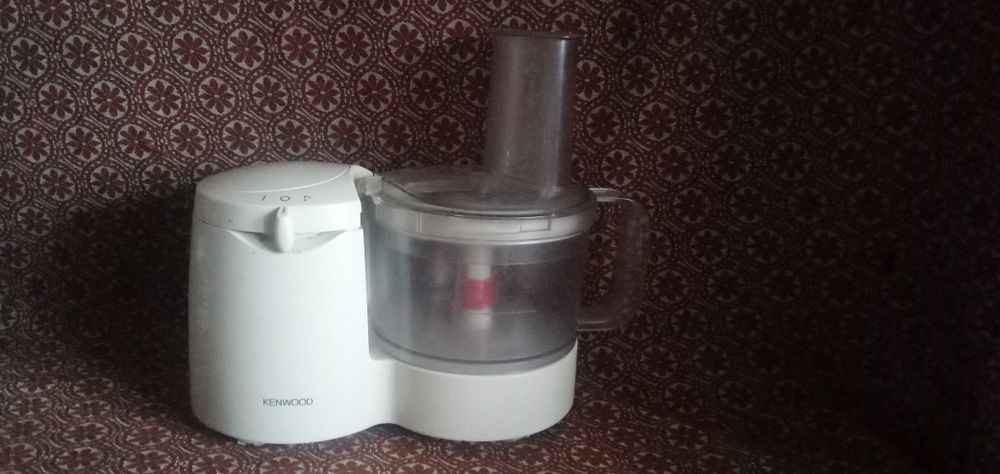 Кухонный комбайн kenwood 450 w