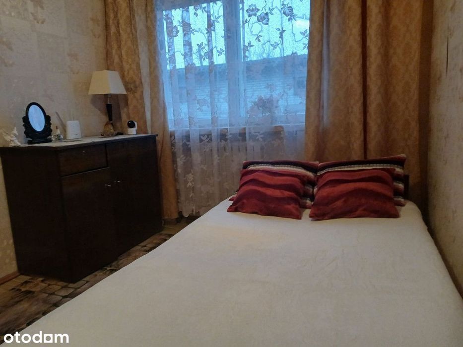 Dom 180m2 + budynek gospodarczy, działka 1040m2, ul. Obrónców Zambrowa