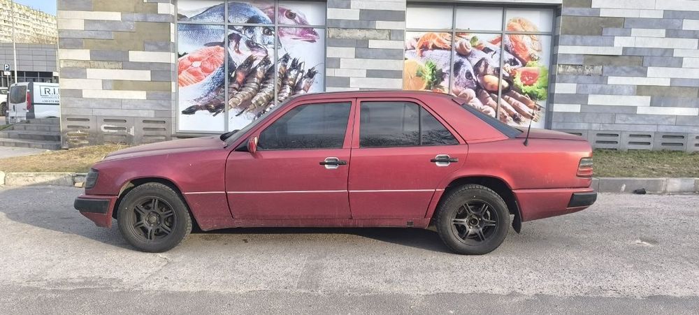 Mercedes 230E W124 1989 2.3 автомат