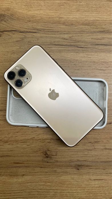 Iphone 11 Pro 256 ГБ золотого кольору