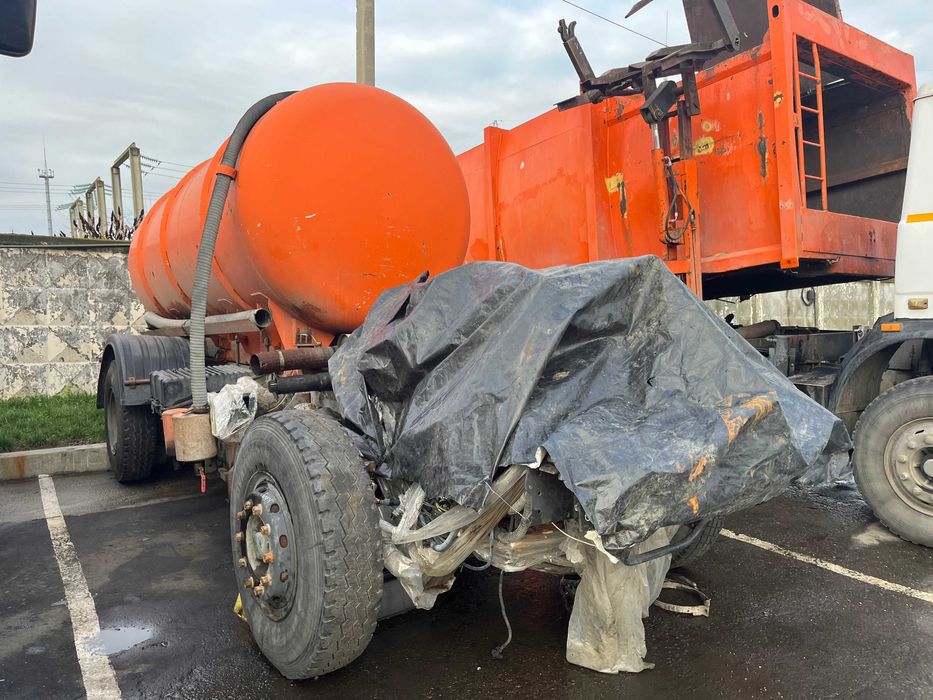 Асенізатори МАЗ-533702 2012р