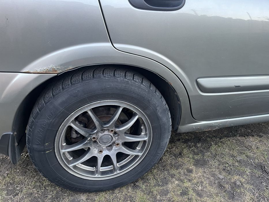 Продаи NISSAN ALMERA 2006 року