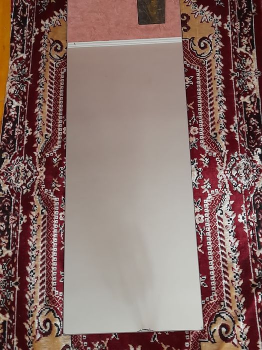 Продам дзеркало розмір 28 см на 82 см