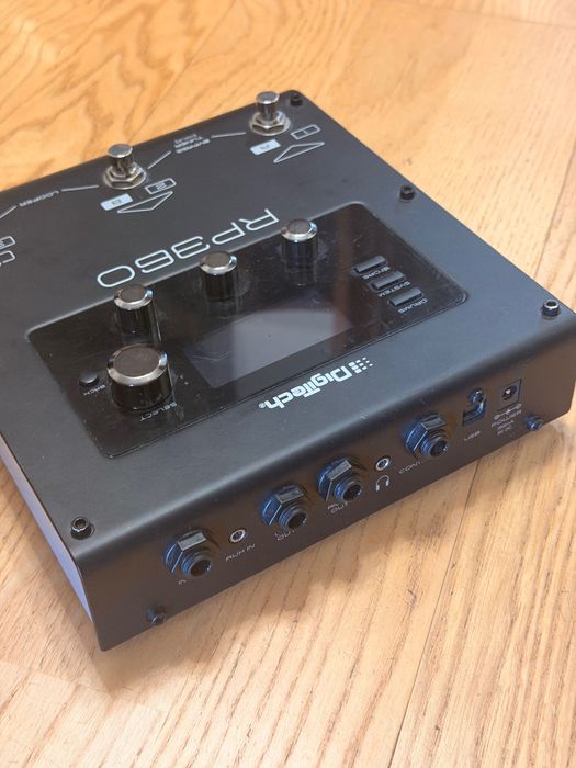 Процесор ефектів для електрогітар DigiTech RP360