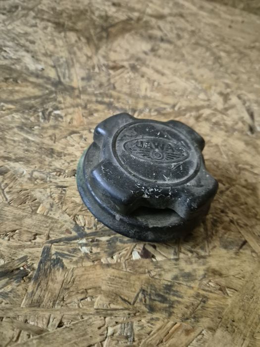 Korek wlewu paliwa baku jawa 350