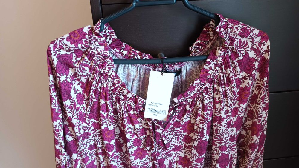 Vestido em bege e rosa