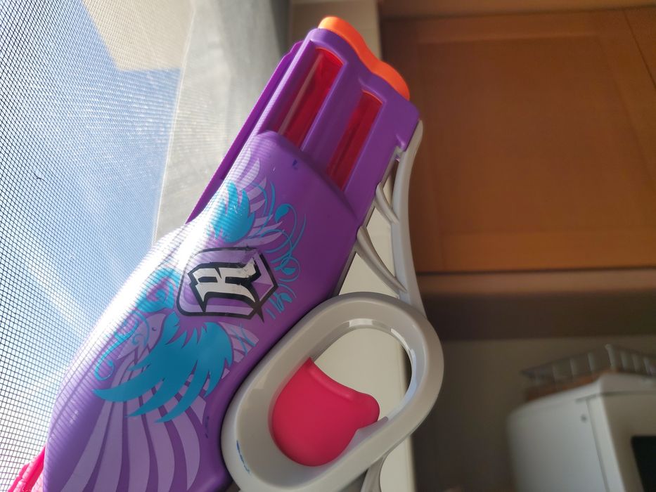 Nerf Rebelle Messenger Blaster