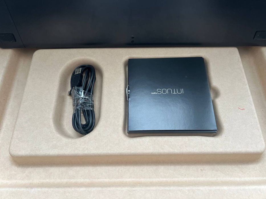 Wacom intuos pro large