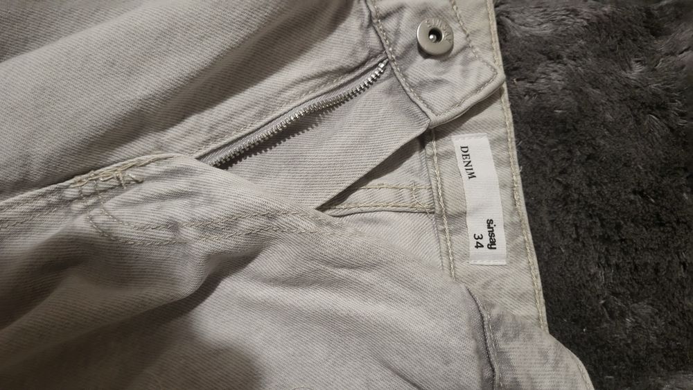 Jeans szeroka nogawka szary jasny sinsay 34