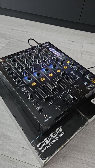 Reloop RMX-60 – 4-kanałowy mikser DJ, zadbany, pierwszy właściciel BDB