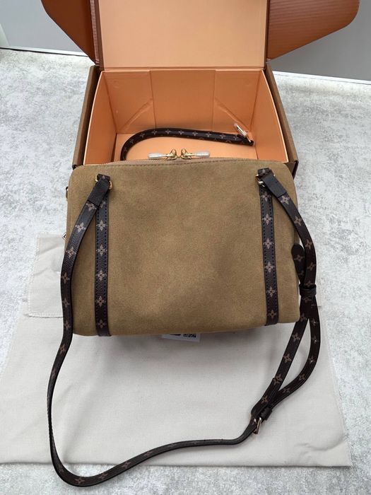 Сумочка в стилі Louis Vuitton Express PM