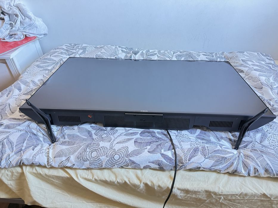 Xiaomi Smart TV 43 polegadas 4K UHD Google TV, modelo 2025 Preço: 190€ negociável.