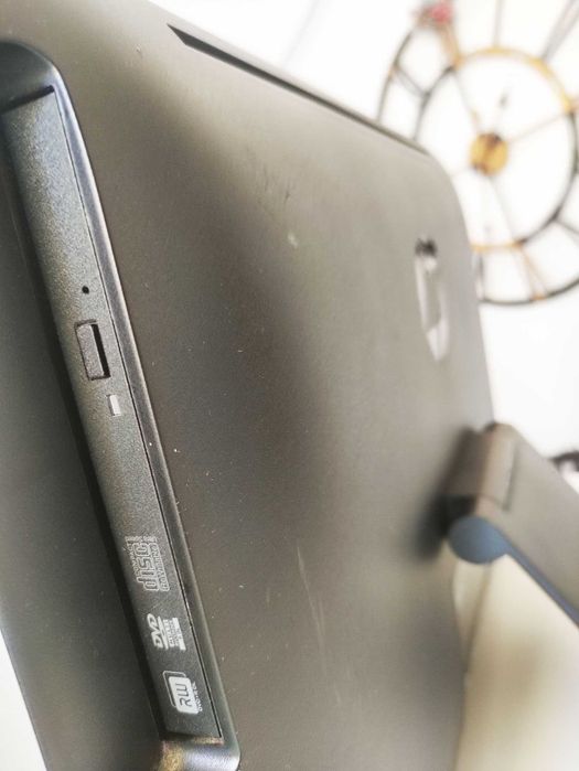 Компьютер Hewlett Packard  ALL In One  HP model No: 20-2110nf