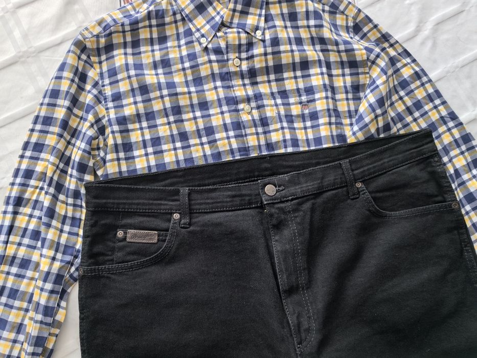 Dżinsy męskie czarne marki Wrangler rozmiar W42 L 32