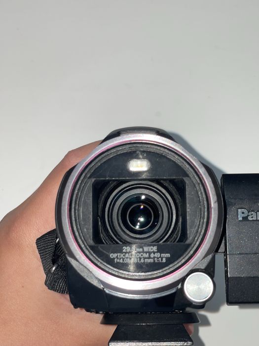 Камера Panasonic HC-V770