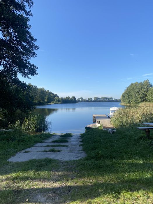 Mazury, domek  blisko jeziora Buwełno.